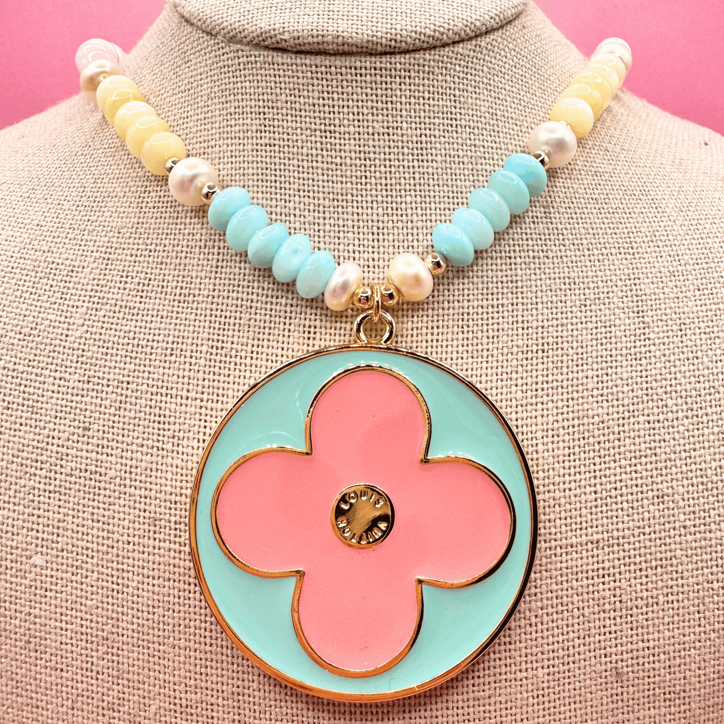 MALIBU CANDY NECKLACE