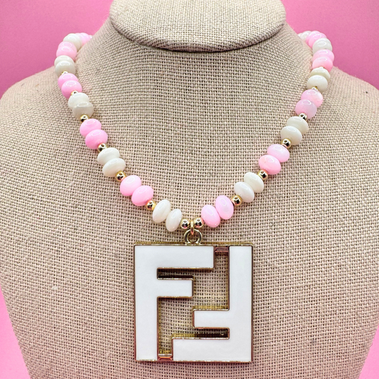 BABY BLUSH NECKLACE