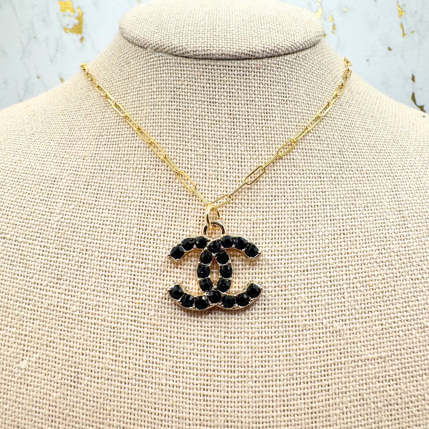 THE DANITY PAPERCLIP