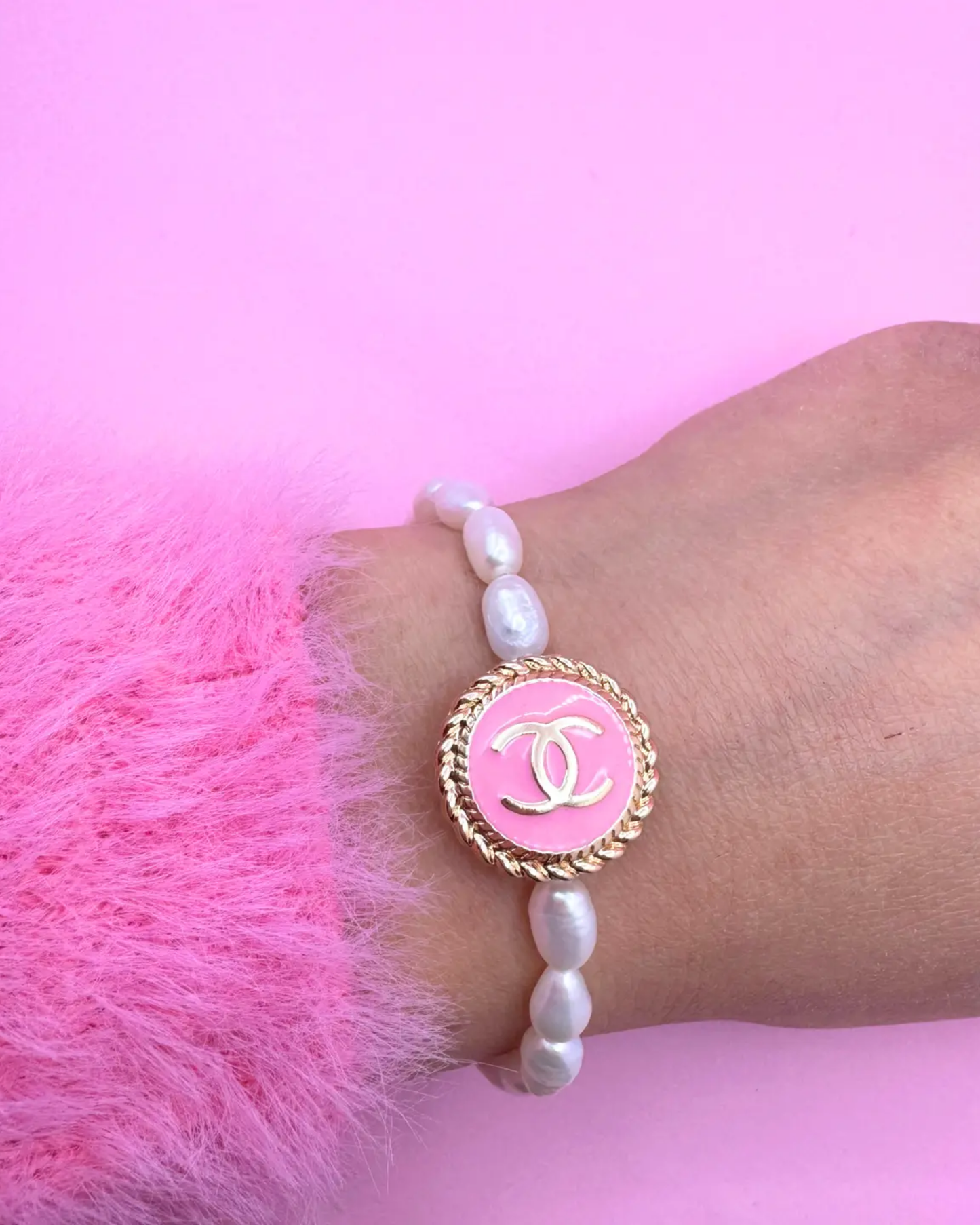 FRESHWATER PEARL BRACELET